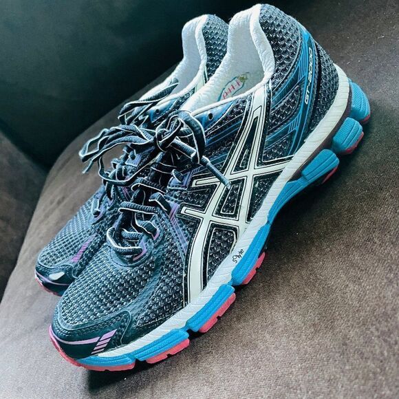 Excellent ASICS GT 2000 Black Blue Ruby Red sz 7 38 EUR - Picture 3 of 14